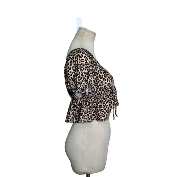 Urban Outfitters animal print short sleeves crop top size Small - Picture 6 of 9